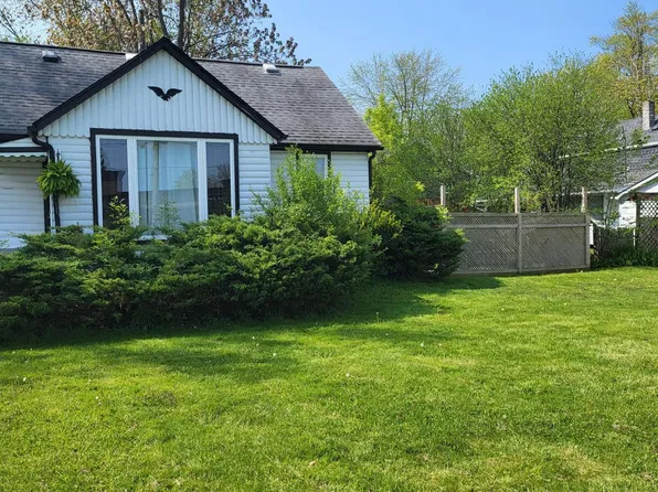 1317 Dominion Rd, Fort Erie, ON L2A 1J2
