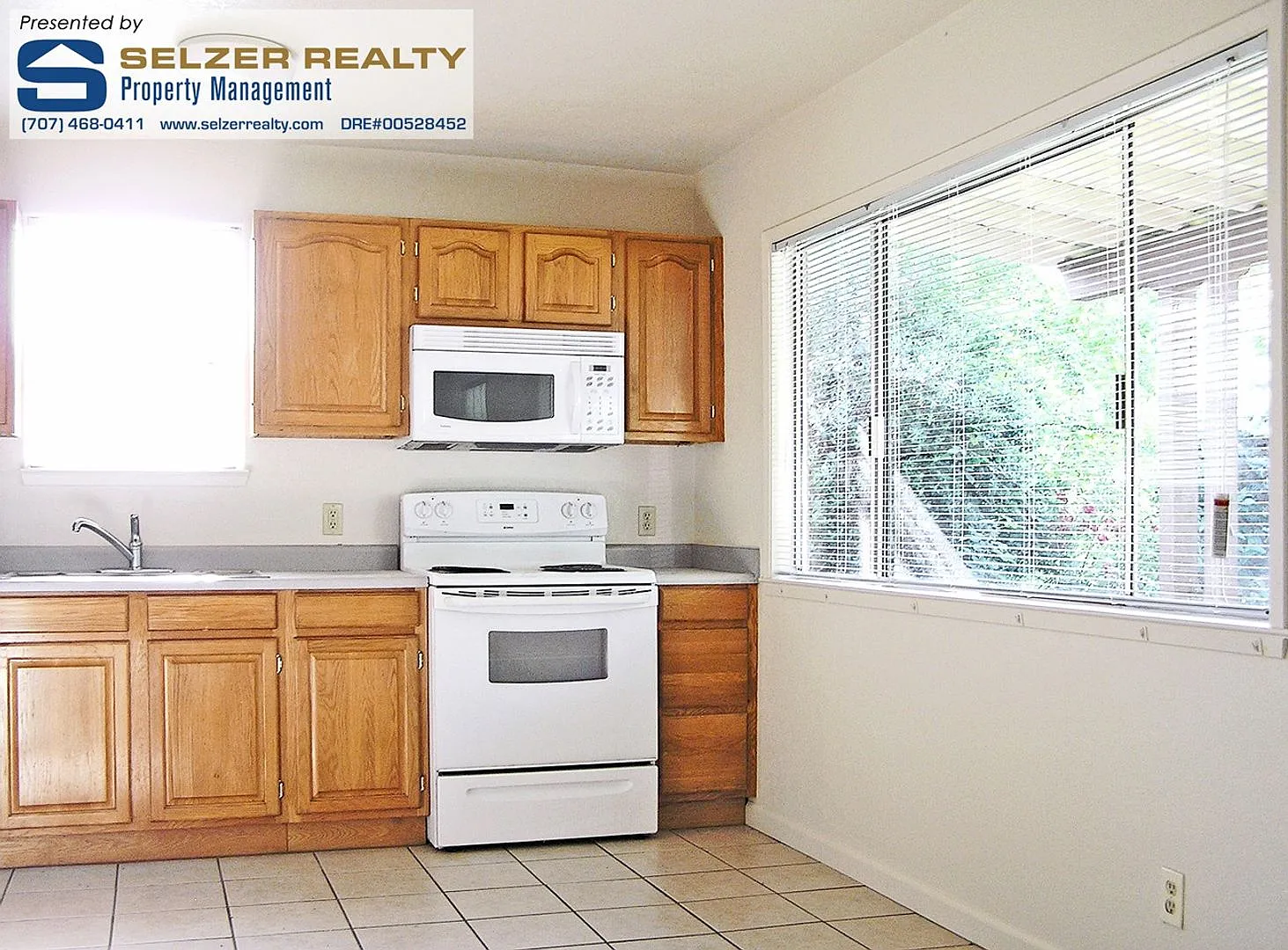 302 & 304 Tedford Ave. — Photo 4