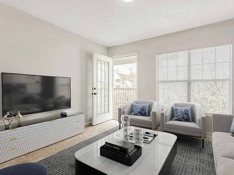 The Grayson Apartment Homes — Photo 33