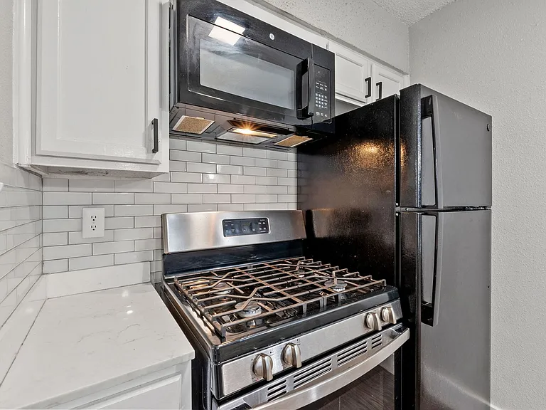 Anderson Flats — Photo 34