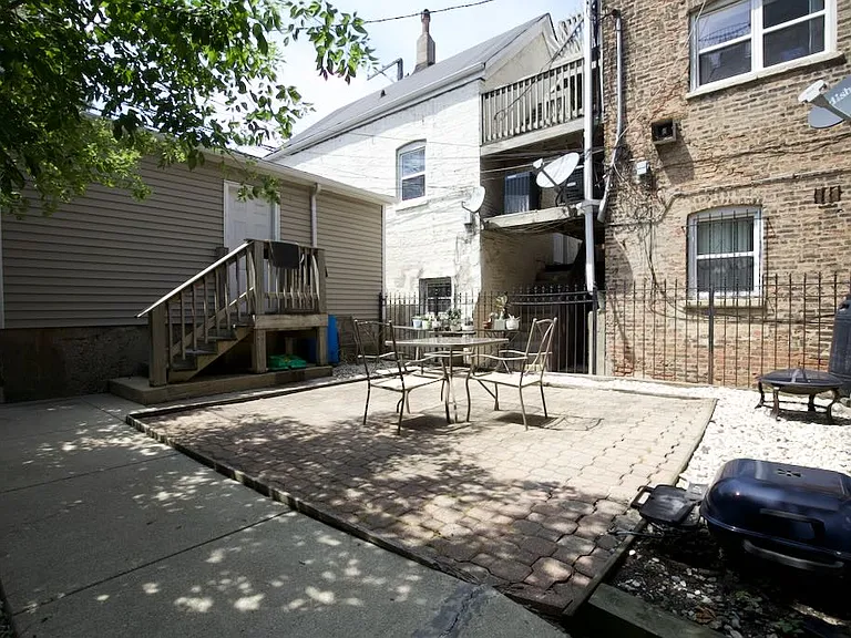 1252 N Greenview Ave #2 — Photo 20