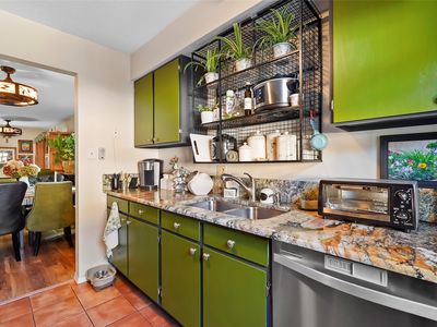 1300 Iris St APT 101, Los Alamos, NM, 87544