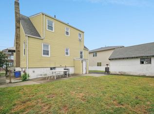 80 Phillips Ave, South Hackensack, NJ 07606