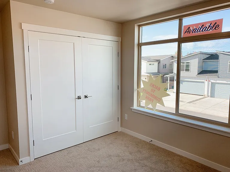 4844 Springside St — Photo 9
