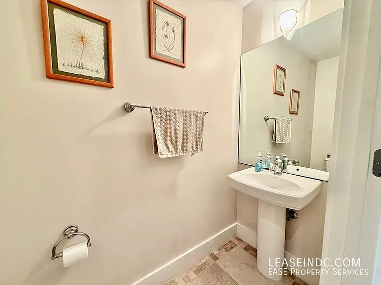 1200 Monroe St NW #A — Photo 15