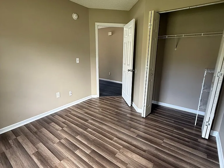 6 Talbot Ct — Photo 7