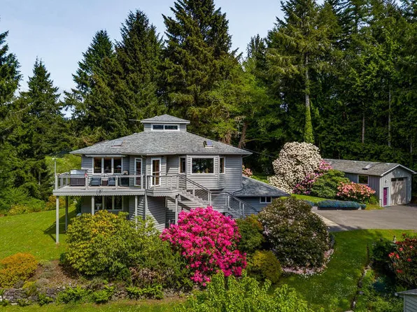 2846 N Bayview Rd, Waldport, OR 97394