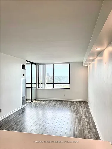 75 Bamburgh Cir Photo 1