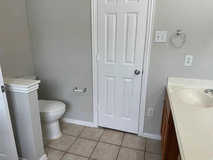 413 Hilltop Dr — Photo 21