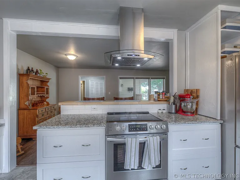 6712 E 51st Pl — Photo 8