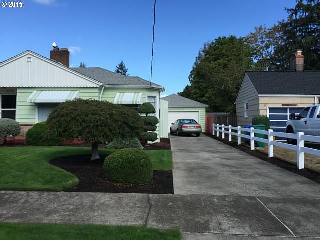 2nd image of 4433 NE Shaver St