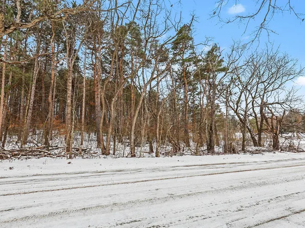 3618 Russell St NE, Cedar Springs, MI 49319