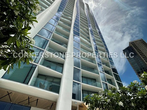 1000 Auahi St, Honolulu, HI