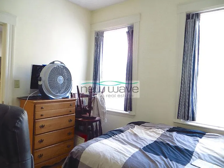 55 Queensberry St #5 — Photo 6