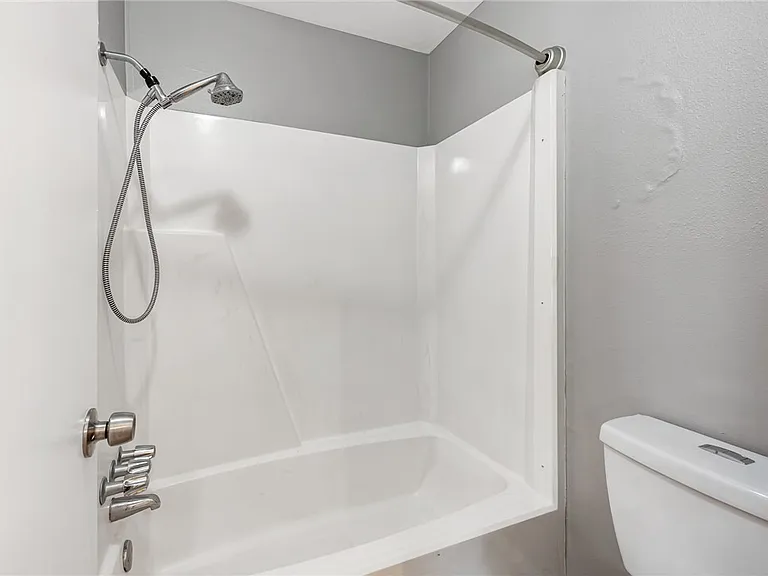 1904 Dartmouth St #H2 — Photo 32