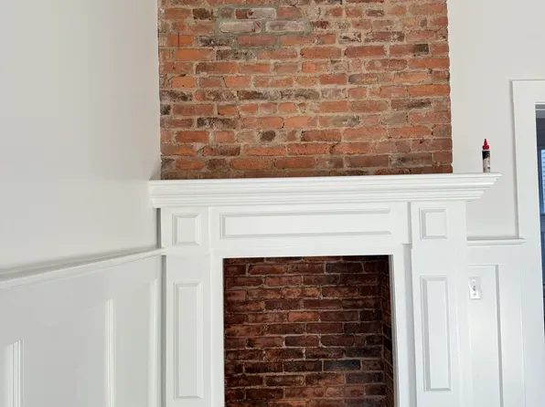 388 Princeton Avenue image 4 of 29