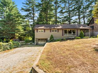 28 Shallow Beach Rd, Bolton Landing, NY 12814