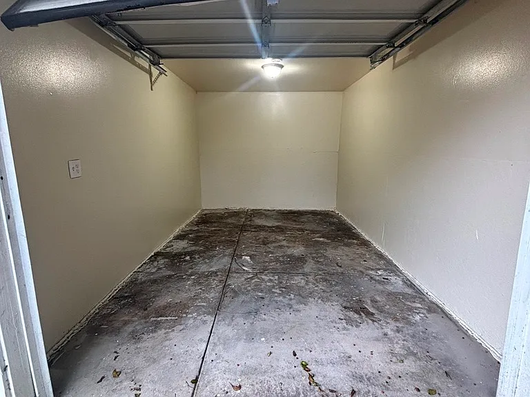 3966 S Hobart Blvd — Photo 15