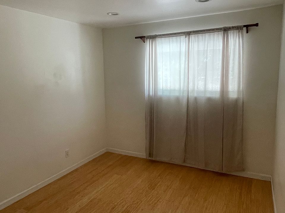 2nd image of 10179 Larwin Ave Unit 2