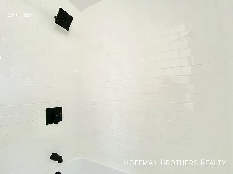 115 S Carondelet St #6 — Photo 13