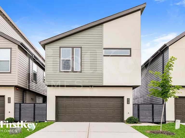 418 S Centro Cir — Photo 1