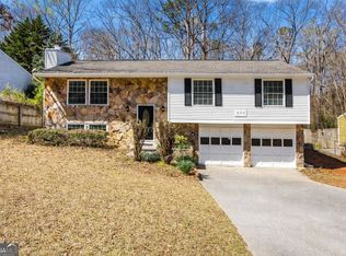 894 Traymore Dr, Norcross, GA 30093