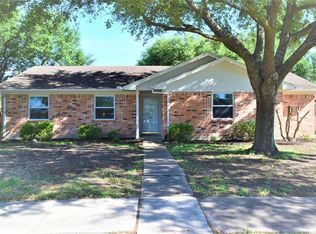 13826 Locke Ln, Houston, TX 77077