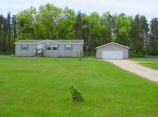 19559 W Yankee Rd, Howard City, MI 49329