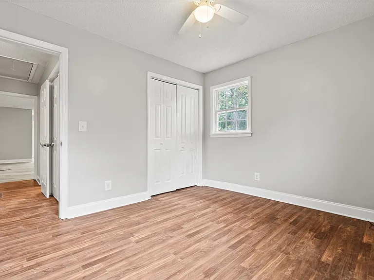 6112 Nazarene Rd — Photo 18