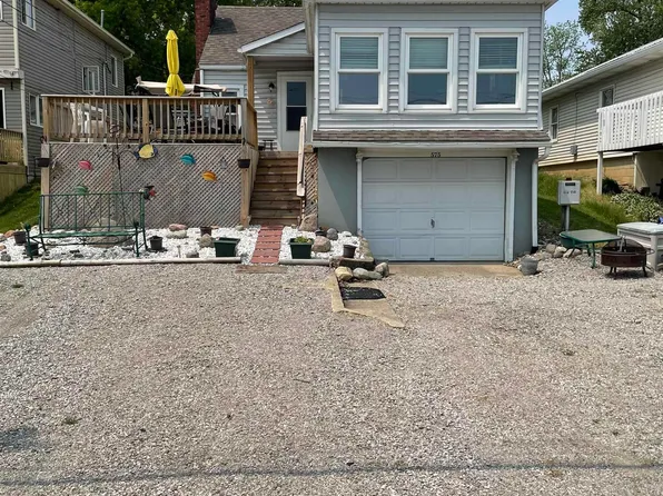 575 Lane 221 Hamilton Lk, Hamilton, IN 46742