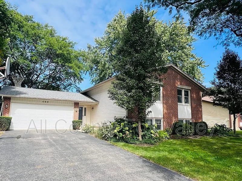 5 bed, 3.0 bath, $3,700 — Photo 2