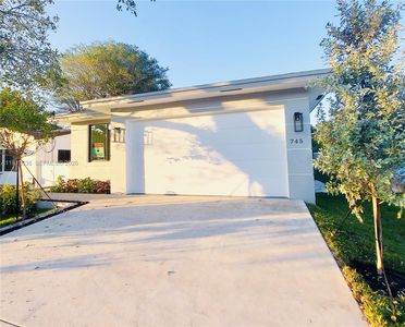 745 NE 36th St, Oakland Park, FL, 33334