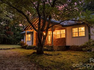 97 Walter McNeely Rd, Sapphire, NC 28774