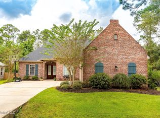 6416 Kome Dr, Diamondhead, MS 39525