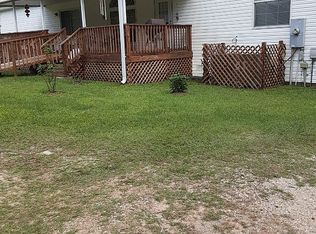 223 Lakeside Dr, Carriere, MS 39426