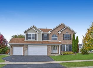 2703 Parker Ln, McHenry, IL 60051