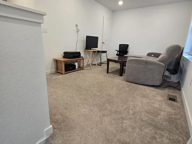 661 Lillibrook Pl — Photo 19