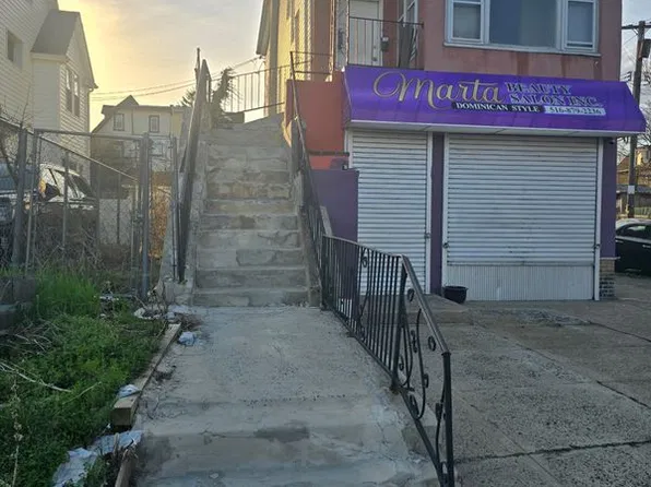 6424 N 5th St #1, Philadelphia, PA 19126