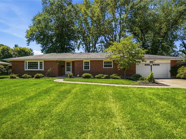 4179 W Franklin St, Bellbrook, OH 45305