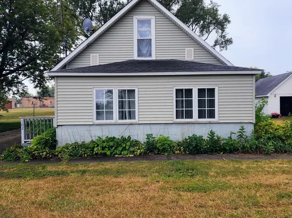 102 W Lincoln St, Reddick, IL 60961