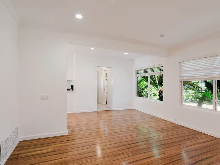 17419 Blackhawk St — Photo 14