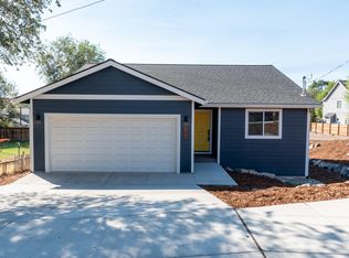 150 NE 10th St, Madras, OR 97741
