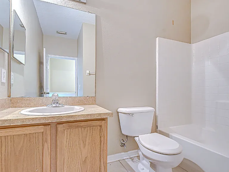 10720 Chesham Hill Ct — Photo 15