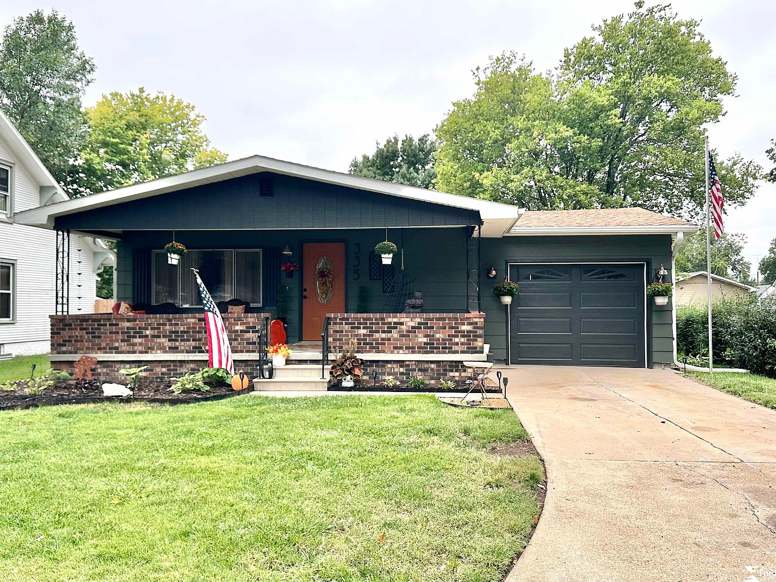 335 N 7th St, Hebron, NE 68370 Zillow