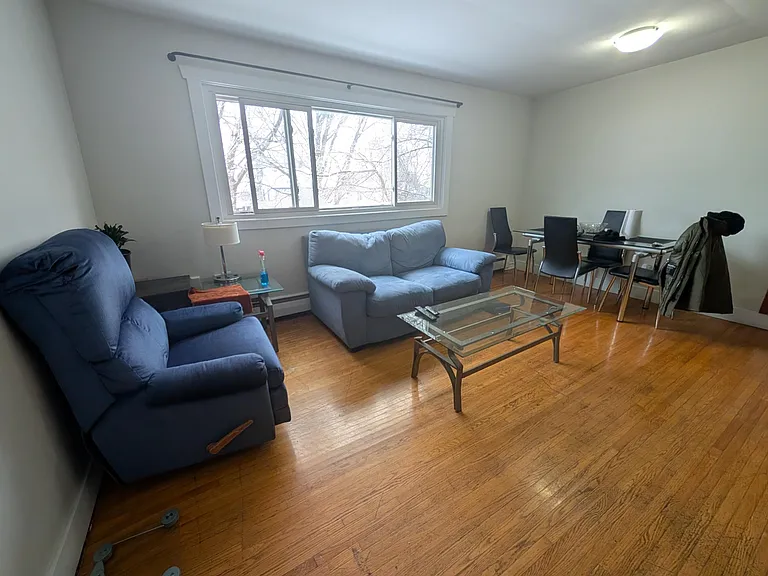 196 Concession St — Photo 6