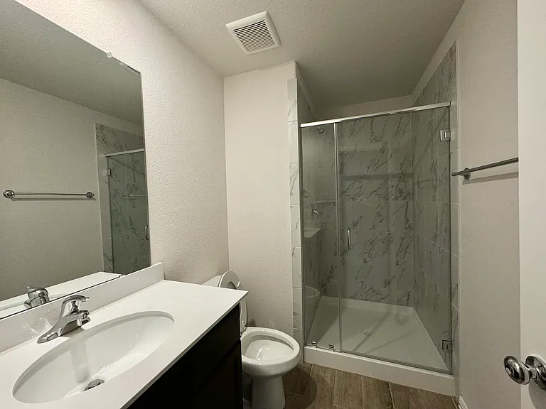 1424 Avalon Ct — Photo 11