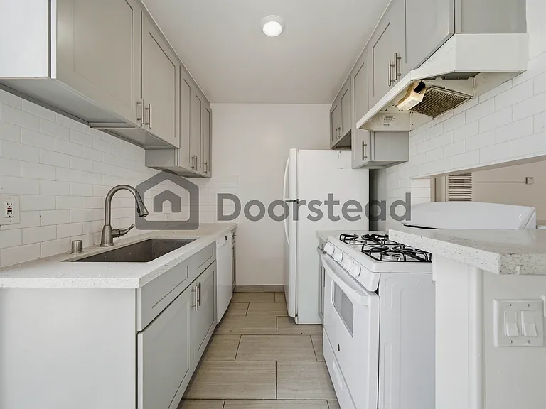 3610 Westwood Blvd #1 — Photo 16