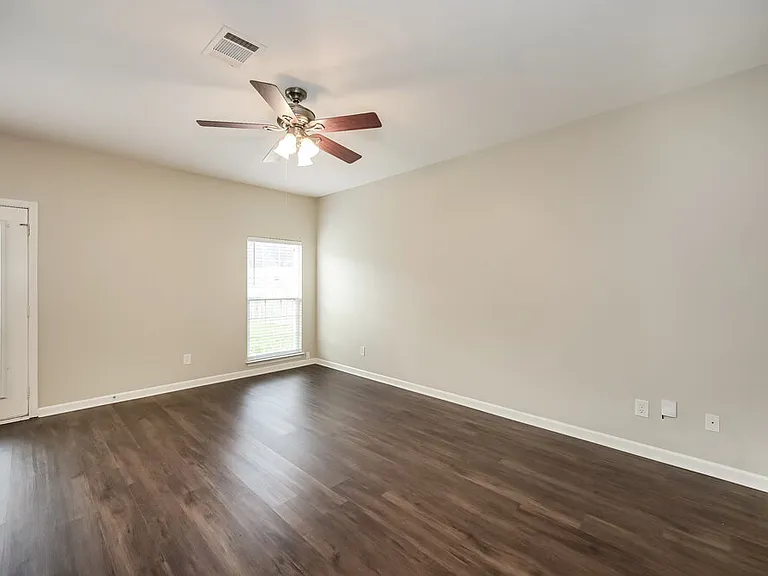 620 Easy Goer Way — Photo 4