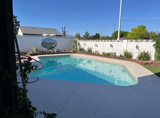 4608 Stormy Hills Dr, Las Vegas, NV 89130