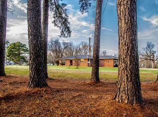 710 N Central Ave, Idabel, OK 74745